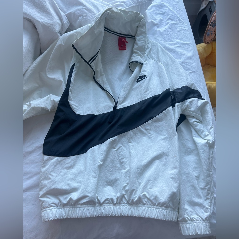 Nike big swoosh windbreaker Anorak Wind Jacket